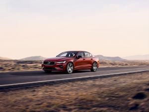 Volvo S60 T6 R-Design 2018 года